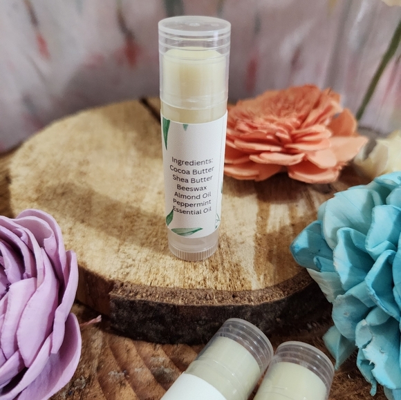 Handmade chocolate peppermint lip balm - Picture 2 of 2